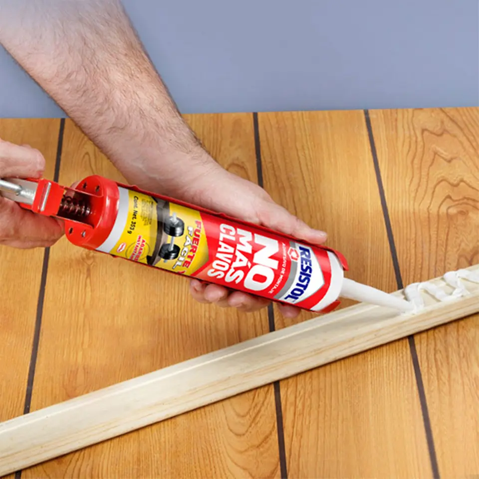 Product shot Resistol No Más Clavos