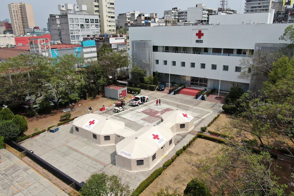 En México se realizaron donaciones a hospitales para la compra de equipo médico esencial para el tratamiento del COVID-19.