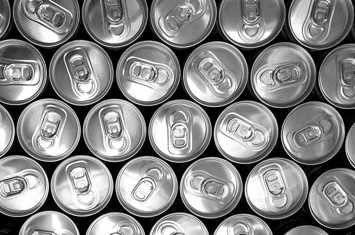 Henkel en las bebidas y alimentos enlatados: beneficios para el consumidor