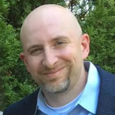 Headshot John Schilli