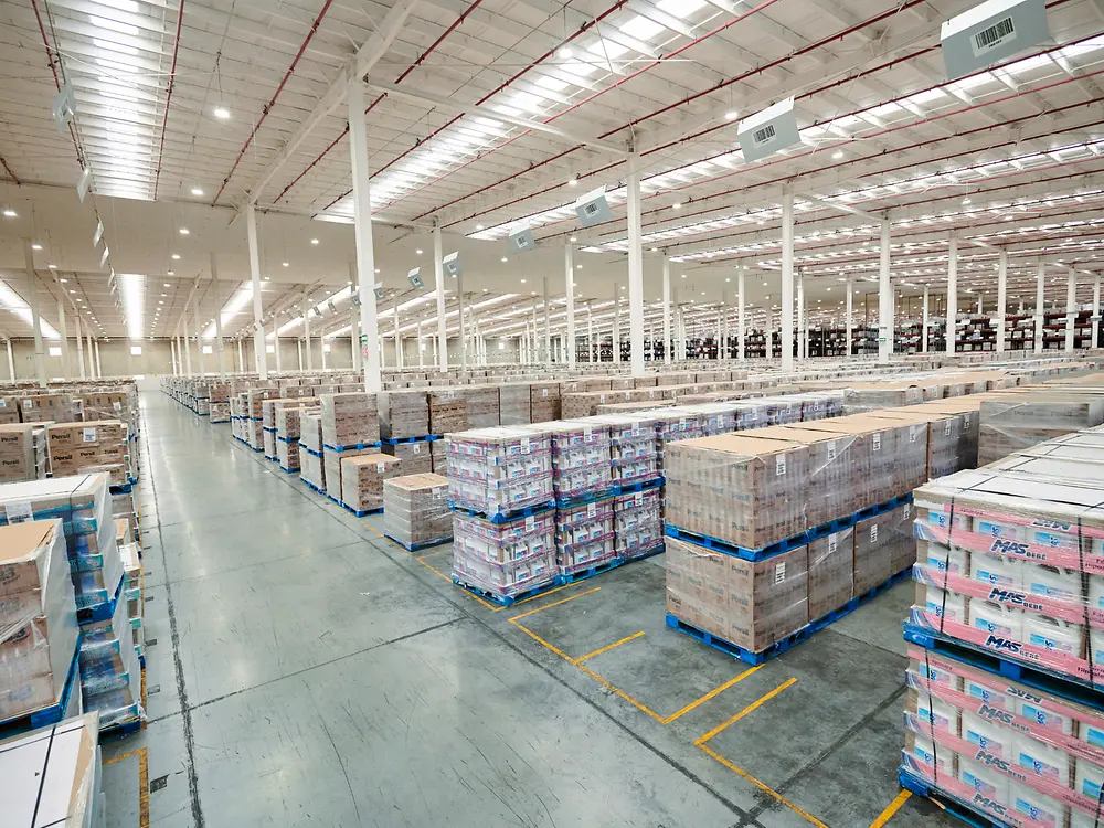 Henkel en México inaugura un nuevo Centro de Distribución en Toluca, respaldando el crecimiento empresarial en el país.