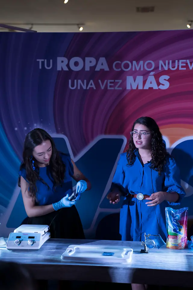 Aplicación del producto MAS Color en escenario.
