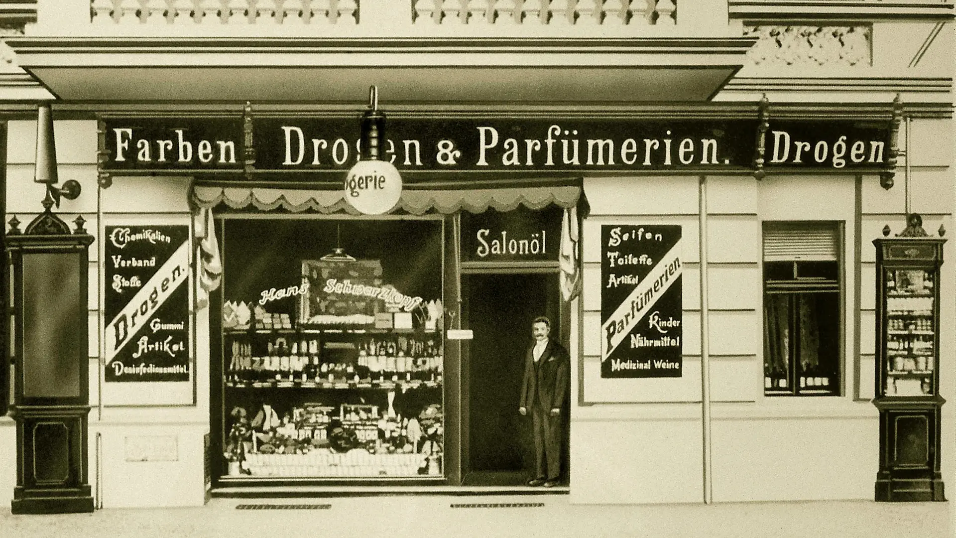 Ilustración de la fachada de la droguería de Schwarzkopf en Hamburgo.