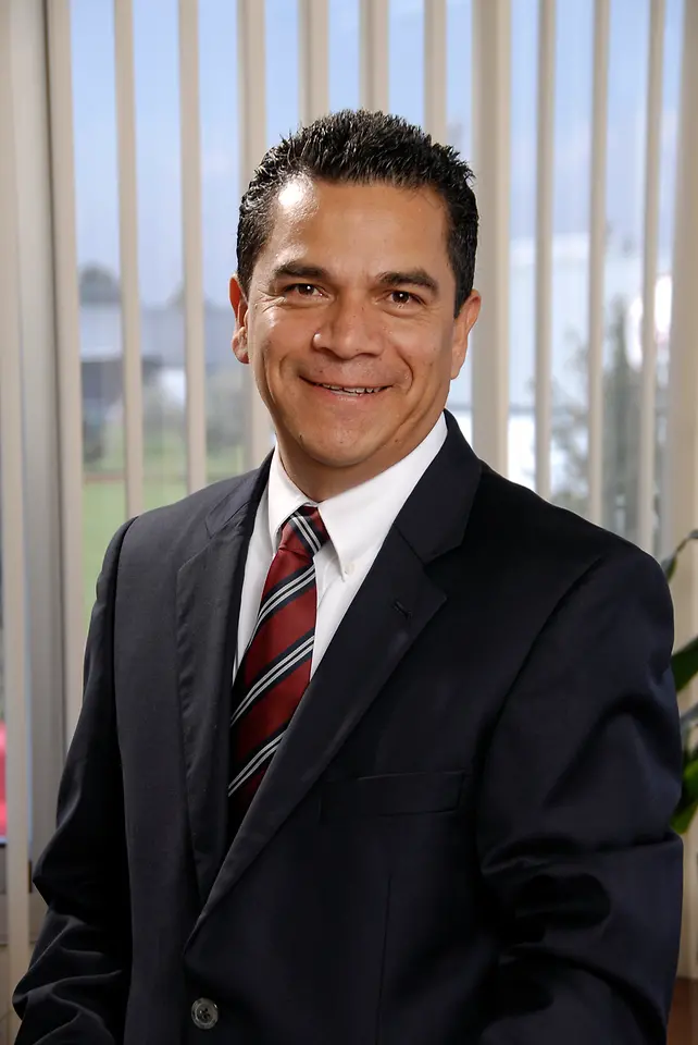 Valentín López